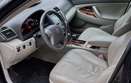 Toyota Camry, 2008 год, 990 000 рублей, 10 фотография