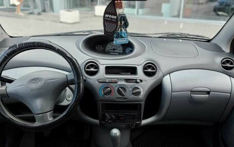 Toyota Echo, 2001 год, 360 000 рублей, 10 фотография