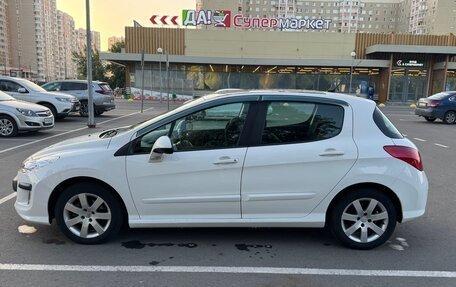 Peugeot 308 II, 2011 год, 815 000 рублей, 3 фотография