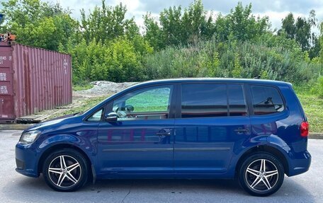 Volkswagen Touran III, 2012 год, 835 000 рублей, 4 фотография