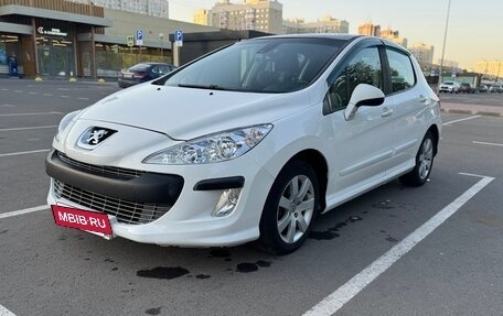 Peugeot 308 II, 2011 год, 815 000 рублей, 2 фотография