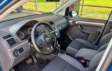 Volkswagen Touran III, 2012 год, 835 000 рублей, 10 фотография