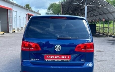 Volkswagen Touran III, 2012 год, 835 000 рублей, 7 фотография
