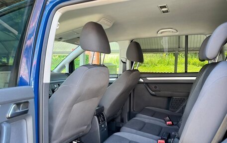 Volkswagen Touran III, 2012 год, 835 000 рублей, 26 фотография