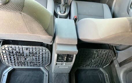 Volkswagen Touran III, 2012 год, 835 000 рублей, 24 фотография