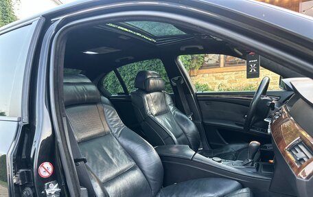 BMW 5 серия, 2004 год, 1 250 000 рублей, 10 фотография