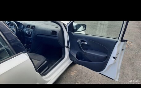 Volkswagen Polo VI (EU Market), 2013 год, 550 000 рублей, 8 фотография