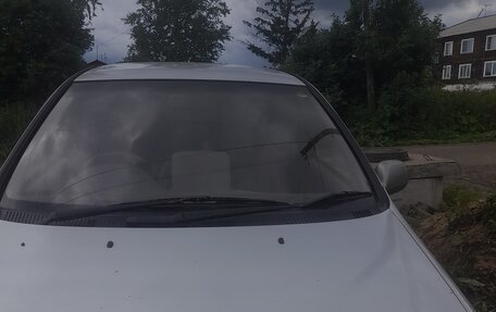 Toyota Gaia, 2000 год, 560 000 рублей, 9 фотография