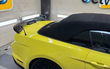 Ford Mustang VI рестайлинг, 2017 год, 3 699 000 рублей, 7 фотография