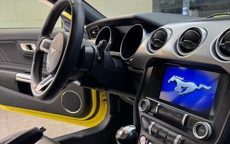 Ford Mustang VI рестайлинг, 2017 год, 3 699 000 рублей, 13 фотография