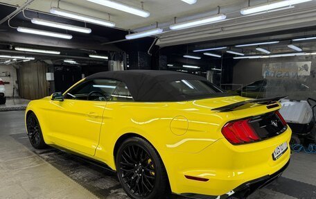 Ford Mustang VI рестайлинг, 2017 год, 3 699 000 рублей, 4 фотография