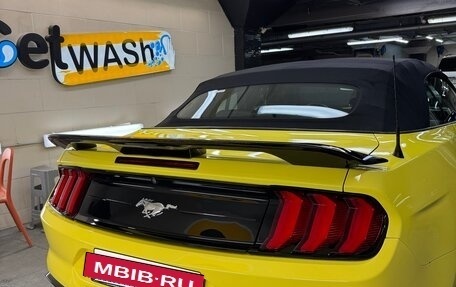 Ford Mustang VI рестайлинг, 2017 год, 3 699 000 рублей, 9 фотография
