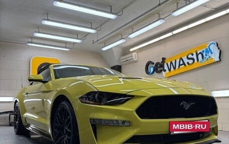 Ford Mustang VI рестайлинг, 2017 год, 3 699 000 рублей, 2 фотография