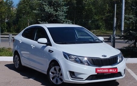 KIA Rio III рестайлинг, 2014 год, 875 000 рублей, 2 фотография