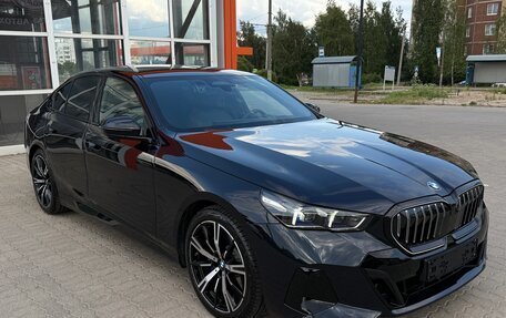 BMW 5 серия, 2024 год, 8 000 000 рублей, 6 фотография