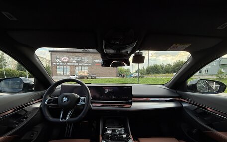 BMW 5 серия, 2024 год, 8 000 000 рублей, 8 фотография