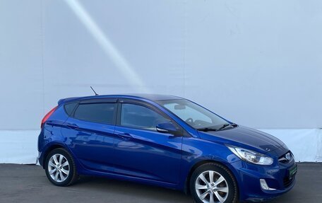 Hyundai Solaris II рестайлинг, 2012 год, 695 000 рублей, 3 фотография