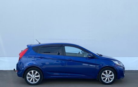 Hyundai Solaris II рестайлинг, 2012 год, 695 000 рублей, 4 фотография