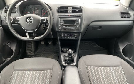 Volkswagen Polo VI (EU Market), 2017 год, 1 020 000 рублей, 13 фотография