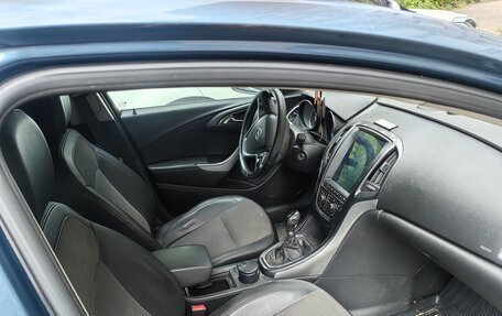 Opel Astra J, 2012 год, 800 000 рублей, 4 фотография