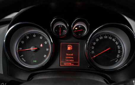 Opel Astra J, 2014 год, 1 100 000 рублей, 25 фотография