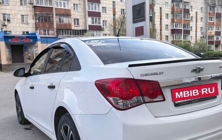 Chevrolet Cruze II, 2014 год, 690 000 рублей, 7 фотография