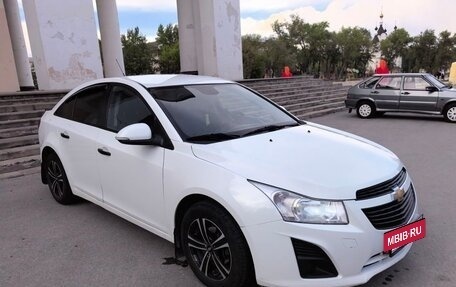 Chevrolet Cruze II, 2014 год, 690 000 рублей, 4 фотография