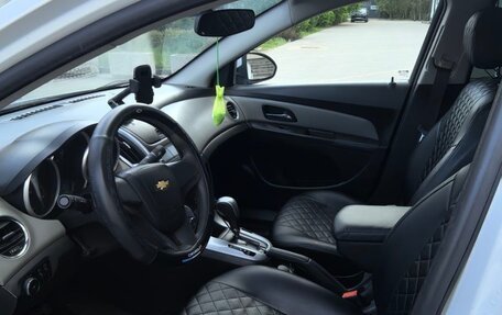Chevrolet Cruze II, 2014 год, 690 000 рублей, 9 фотография