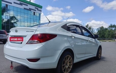 Hyundai Solaris II рестайлинг, 2014 год, 1 000 000 рублей, 26 фотография