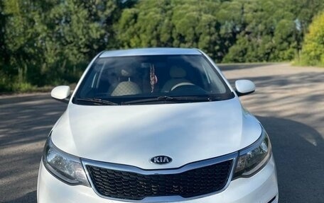 KIA Rio III рестайлинг, 2015 год, 750 000 рублей, 3 фотография