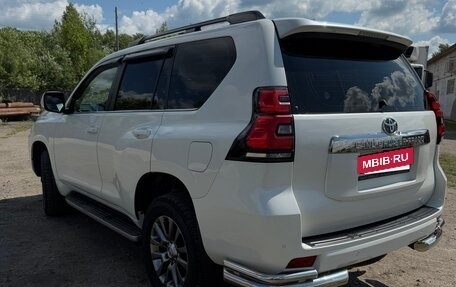 Toyota Land Cruiser Prado 150 рестайлинг 2, 2018 год, 4 250 000 рублей, 6 фотография