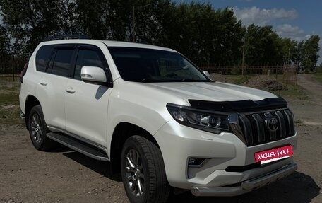 Toyota Land Cruiser Prado 150 рестайлинг 2, 2018 год, 4 250 000 рублей, 2 фотография