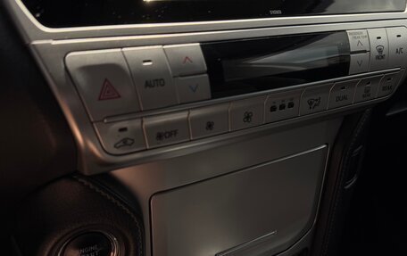 Toyota Land Cruiser Prado 150 рестайлинг 2, 2018 год, 4 250 000 рублей, 23 фотография