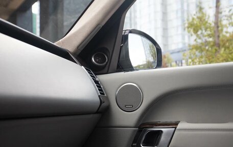 Land Rover Range Rover IV рестайлинг, 2014 год, 3 985 000 рублей, 21 фотография
