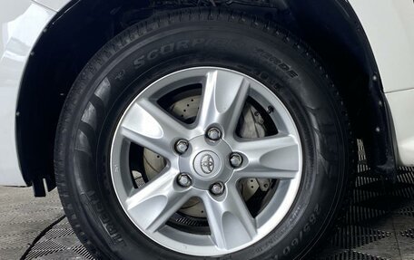 Toyota Land Cruiser 200, 2011 год, 3 197 000 рублей, 10 фотография
