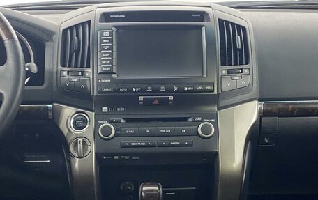 Toyota Land Cruiser 200, 2011 год, 3 197 000 рублей, 16 фотография