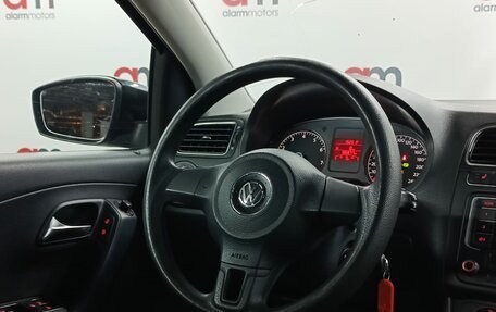 Volkswagen Polo VI (EU Market), 2011 год, 649 000 рублей, 13 фотография