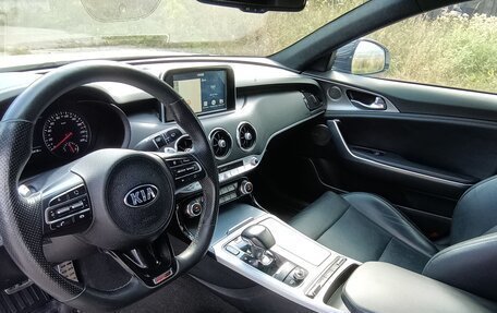 KIA Stinger I, 2018 год, 2 700 000 рублей, 17 фотография