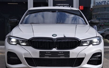 BMW 3 серия, 2019 год, 2 650 000 рублей, 2 фотография