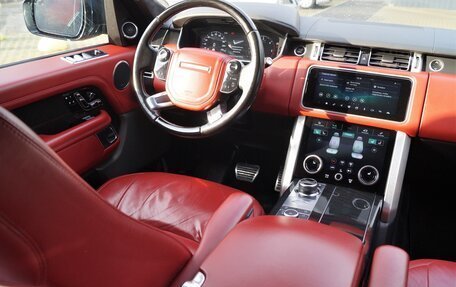 Land Rover Range Rover IV рестайлинг, 2018 год, 5 100 000 рублей, 33 фотография