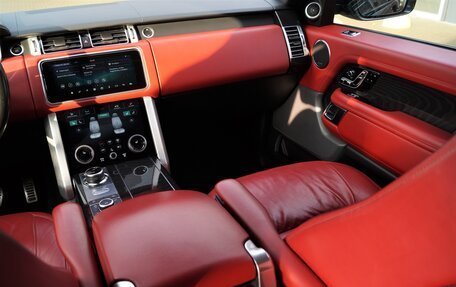 Land Rover Range Rover IV рестайлинг, 2018 год, 5 100 000 рублей, 34 фотография