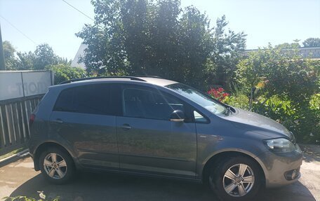 Volkswagen Golf Plus II, 2012 год, 800 000 рублей, 2 фотография