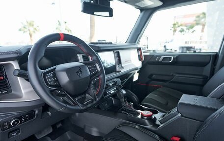 Ford Bronco, 2024 год, 10 700 000 рублей, 2 фотография