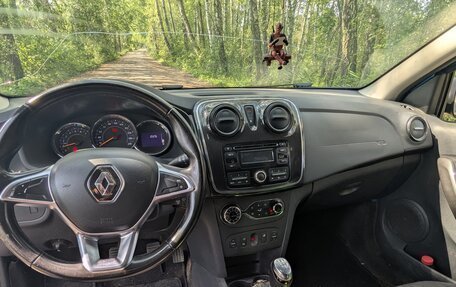 Renault Sandero II рестайлинг, 2017 год, 780 000 рублей, 1 фотография