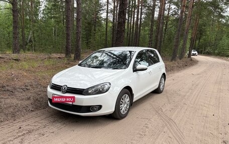 Volkswagen Golf VI, 2011 год, 980 000 рублей, 2 фотография