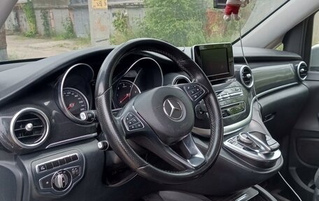Mercedes-Benz V-Класс, 2015 год, 2 900 000 рублей, 5 фотография