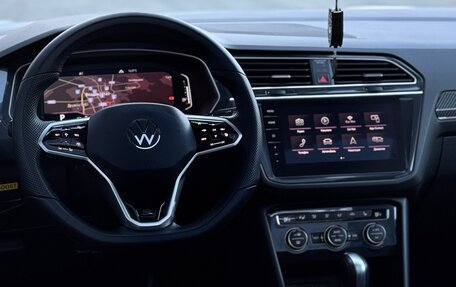 Volkswagen Tiguan II, 2019 год, 3 600 000 рублей, 16 фотография