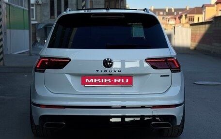 Volkswagen Tiguan II, 2019 год, 3 600 000 рублей, 12 фотография