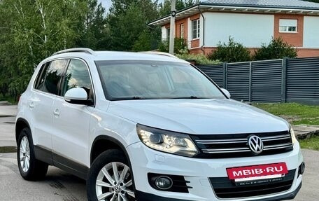 Volkswagen Tiguan I, 2012 год, 1 230 000 рублей, 2 фотография