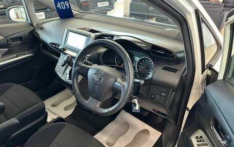 Toyota Wish II, 2011 год, 1 569 000 рублей, 10 фотография